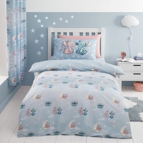 🌟 WIN WIN WIN 🌟 How adorable would your little one's room look kitted out with this gorgeous Stitch bedding and matching curtains?? One lucky winner will win: 💕 Disney Stitch Single Duvet Cover and Pillowcase Set 💕 Disney Stitch Eyelet Curtains 💕 Disney Stitch Single Fitted Sheet To enter simply: ➡️ Like this post ➡️ Tag another parent who would also love to win (1 entry per tag) ➡️ Follow @bumpbabyyou The competition closes midnight 5th Aug. Winner will be announced 6th Aug on this a... Stitch Bedroom Ideas For Kids, Lilo And Stitch Bedroom Ideas, Lilo And Stitch Bedroom, Stitch Themed Bedroom, Stitch Room Ideas, Stitch Bedroom Ideas, Aurora Bedroom, Stitch Room Decor, Stitch Bedroom