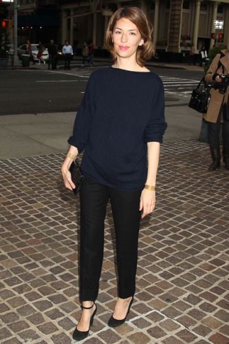 Sofia Coppola only owns one pair of pants - Album on Imgur Sofia Coppola Style, Nails Navy, Sophia Coppola, Strapped Heels, Marlene Hose, Women In Film, Sarah Harris, Style Parisienne, Strap Flats