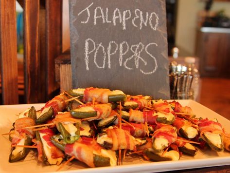 Pioneer Woman Appetizers, Pioneer Woman Thanksgiving, Best Football Food, Football Tailgate Food, Top Appetizers, Football Food Appetizers, Ree Drummond Recipes, New Year's Eve Appetizers, Best Appetizer Recipes