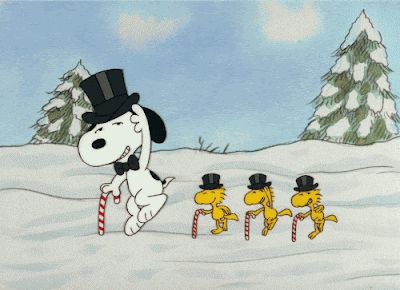 Snoop Snoopy Videos, A Charlie Brown Christmas, Snoopy Comics, Snoopy Cartoon, Snoopy Funny, Snoopy Images, Peanuts Snoopy Woodstock, Charlie Brown Snoopy, Snoopy Wallpaper