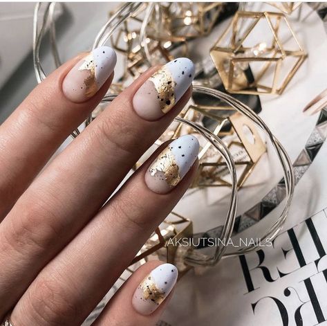 Manicure Gold Foil, Manicure Aesthetic, Holloween Nails, Nails 2017, Boho Nails, Minimal Nails, Nails Manicure, Neutral Nails, Gel Nail Designs