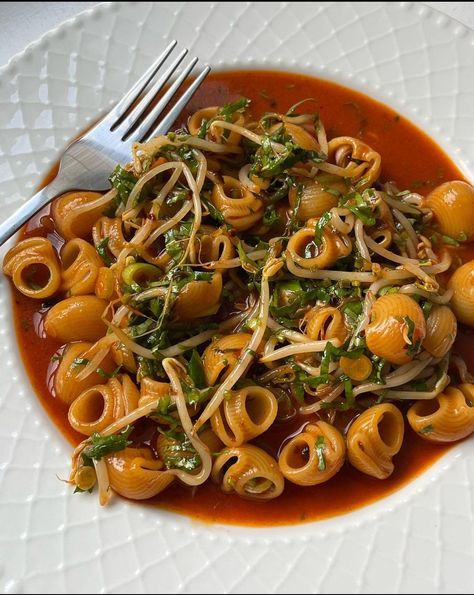 Malt Vinegar, Bean Sprouts, Sesame Oil, Shallots, Sprouts, Vinegar, Butter, Green