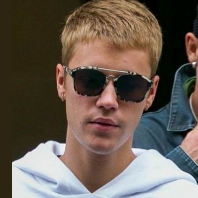 Justin Bieber Short Hair, Hair Stayl, Stylish Short Haircuts, Justin Bieber Photos, Slow Dance, September 19, Mens Hairstyles Short, Square Sunglasses Men, Justin Bieber