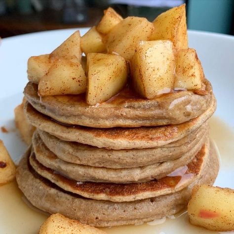 Flax Seed Pancakes, Pancakes Aesthetic, Apple Pie Pancakes, Pancakes Gluten Free, Apple Cinnamon Pancakes, Pancakes For Dinner, Buckwheat Pancakes, Cinnamon Pancakes, Apple Pancakes