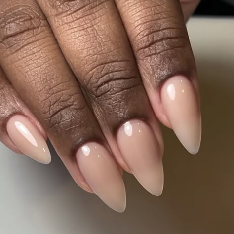 Clear Neutral Nails, Short Squoval Nails Brown, Classy Nude Nails Almond, Short Sharp Almond Nails, Natural Nails For Fall, French Sns Nails, Nude Nails On Dark Skin, Dark Neutral Nails, Clear Nude Nails