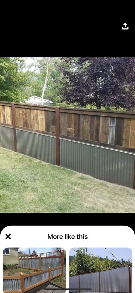 Diy Fence Ideas Cheap, Backyard Fence Decor, Fence Designs, Privacy Fence Designs, Cheap Fence, Backyard Fence, Pallet Fence, Plastic Pallets, Diy Fence