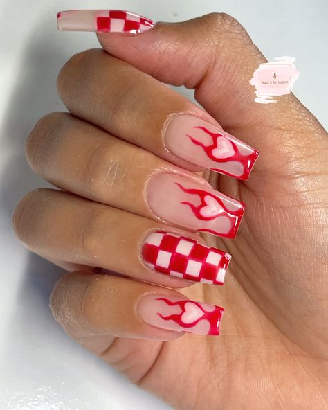 Heart Fire Nail Art, Heart And Flame Nails, Fire Heart Nail Design, Oval Nails With Hearts, Valentines Nails Flames, Valentines Flame Nails, Flame Valentines Nails, Pink And Red Flame Nails, Heart Flames Nails