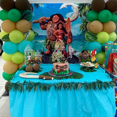 Maui And Moana Birthday Theme, Moana Boys Birthday Party, Moana Maui Birthday Party, Boy Moana Birthday Party, Maui Party For Boys, Moana Birthday Party Ideas For Boys, Maui Themed Birthday Party For Boys, Maui Birthday Party Ideas, Maui Birthday Party For Boys