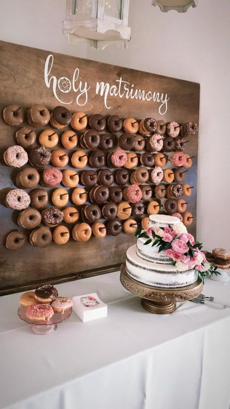 rustic wedding donut wall  #weddings #weddingdecors #weddingideas #weddingfoods #wedding #countryweddings #weddingdecor #donutbar #hmp #himisspuffc Dessert Bord, Wedding Donuts, Rustic Wedding Decorations, Holy Matrimony, Country Barn Weddings, Barn Wedding Decorations, Water Wedding, Donut Wall, Wedding Dessert Table