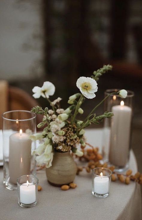 Naturalistic Wedding Flowers, Ceramic Centerpieces Wedding, Round Table Candles, Fake Flower Wedding Centerpieces, Minimal Centerpiece Wedding, Wedding Long Table Decor, Japandi Wedding, Minimal Wedding Table Decor, Minimalist Centerpieces