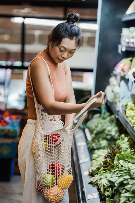 Woman Buying Groceries in a Supermarket · Free Stock Photo Food Sampling, Mesh Bags, Plastic Shopping Bags, Sustainable Shopping, Model Inspo, Buying Groceries, Human Connection, Reusable Shopping Bags, Grocery Shop