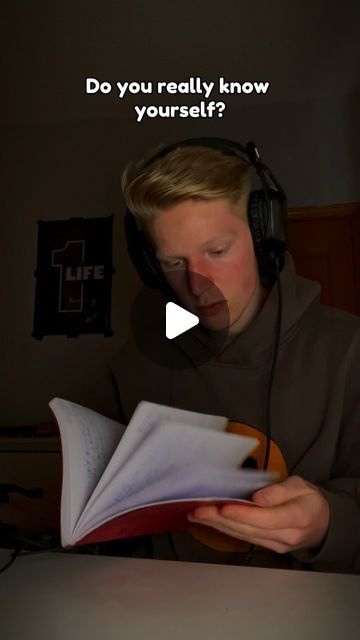 Get to know yourself with Freek Litsenburg🇬🇧🇳🇱🇪🇸 on Instagram: "8 fundamental questions👇

Through self-reflection we grow. We gain clarity about ourselves as a person which makes it feel like we are more in control of life, instead of life in control of us.

Use these 8 questions, in order to gain a better understanding about yourself and grow towards the person you want to become:

1. Imagine it is 100% guaranteed that you can not fail, what dream would you pursue? 

2. What is the addiction that influences you most on a daily basis? What underlying needs is it fulfilling? What could be the smallest step you can take today, in order to overcome/manage this addiction?

3. What are your greatest strengths, and how do you leverage them in your personal and professional life? How could How To Know Yourself, Get To Know Yourself, Know Yourself, Self Reflection, Getting To Know You, Getting To Know, Feel Like, Self Care, Leadership