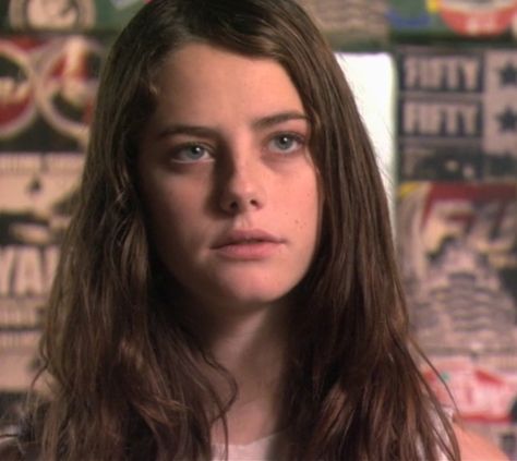 Young Kaya Scodelario, Astoria Greengrass, Elizabeth Stonem, Effy Stonem, Kaya Scodelario, Coven, Celebrities Female, Nom Nom, Roses