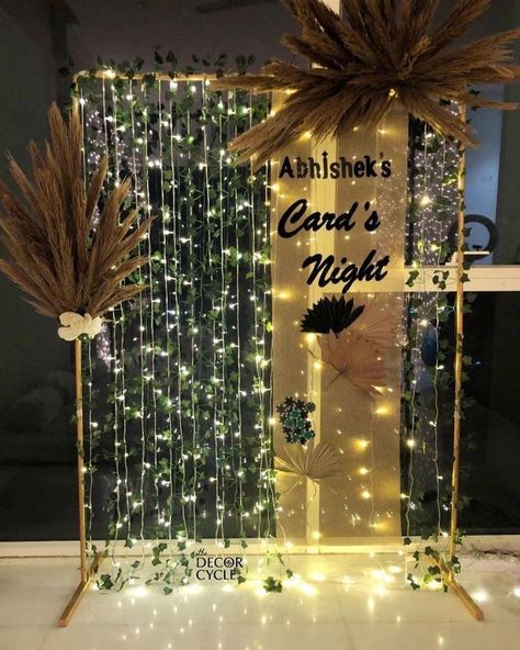 Farewell Party Photo Booth, Silhouette Party Decorations, Banquet Hall Decorations Birthday, Golden Theme Decoration, Basement Party Decorations, Decoration For Freshers Party, Farwell Decoration Idea, Gala Night Decoration, Gala Decorations Formal