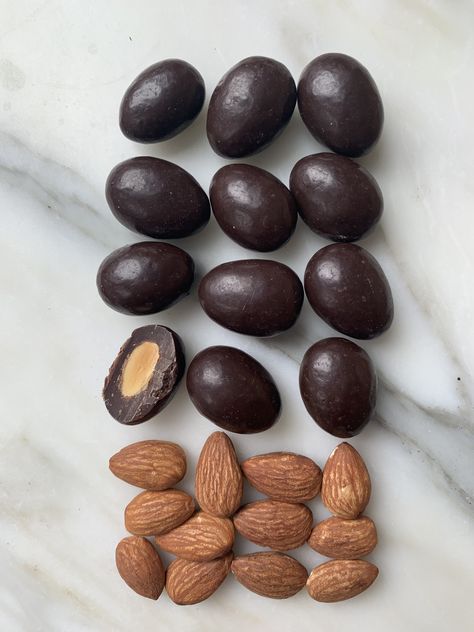 Dry Roasted Almonds, Chocolate Photography, Chocolate Logo, Chocolate Covered Almonds, Cocoa Chocolate, Chocolate Snacks, Cookout Food, Chocolate Fruit, Organic Chocolate