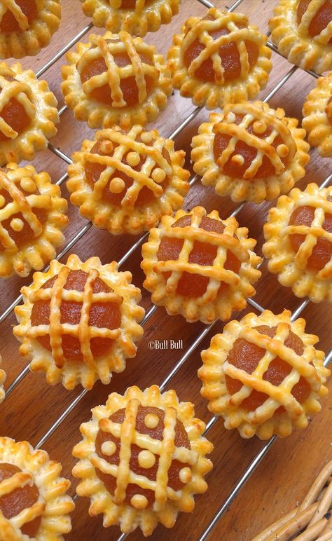 Tart Nanas, Ide Hampers, Cny Cookies, Pineapple Tarts, Pineapple Jam, Pineapple Tart, Mini Project, Tart Recipes, Basic Recipes