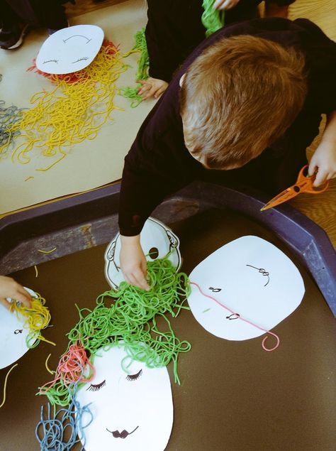 Fancy Hairstyles Made Out of Pasta Activity for Preschoolers  At Ashbridge Nursery at Maxy Farm in Preston, United Kingdom, they made fancy hairstyles for their paper cut-out heads! Hair Preschool Activities, Beauty Salon Activities For Kids, Pasta Activities, Hairdresser Preschool Activities, Hairdressers Eyfs Activities, Hairdresser Activities For Preschool, Teacher Magazine, Education Magazine, Senses Activities