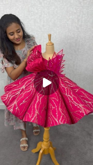 82K views · 3.5K likes | Sowmiya Duraisamy on Instagram: "New colour alert ❤️

We created this Gorgeous panel gown with hand embroidered top with structured bow ❤️ from #sowmyzcouture

Colours and size can be customised 

Dm for details 

#sowmyzcouture #firstbirthdaydress #cute #babygirl #momanddaughter #love #boutique #coimbatore #ballgown #chennai #momanddaughterdress #couturefashion #onlineboutique #usa #australia #kidsfashion #fashioninsta #kidsdress #fashiondress #trendydress #princess #ballgown #floralgown #momblogger #rosegown #princessgown #panelgown #ballgown" Gowns For Kids Girl, Bow Gown Design, Princess Ballgown, Rose Gown, Kids Designer Dresses, Princess Gown, Floral Gown, Gowns For Girls, Mom Blogger