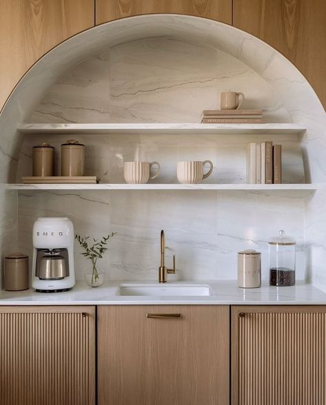 Mini Coffee Corner Ideas, Coffee Bar With Arch, Coffee Station Home Ideas, Arch Coffee Bar, Arched Coffee Bar, Mini Coffee Corner, Coffe Corners Ideas, Elegant Coffee Bar Ideas, Elegant Coffee Bar