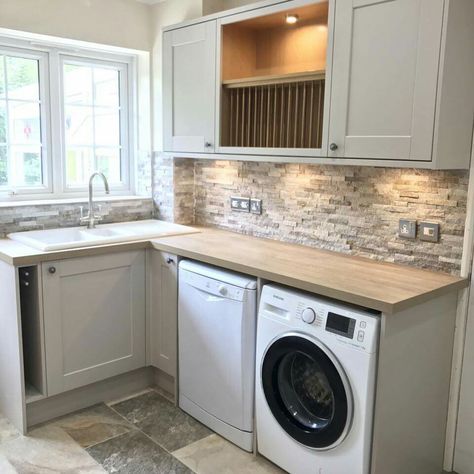 Kitchen Space Ideas, Under Kitchen Sink, Dishwasher Machine, Long Kitchen, Neutral Kitchen, Modern Minimalist Style, New House Kitchen, Remodel Inspiration, Kitchen Utilities