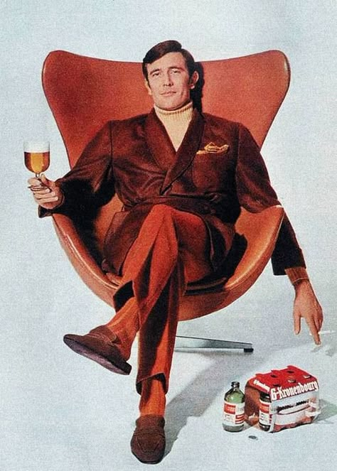 George Lazenby George Lazenby, 007 James Bond, Bond James Bond, Man Sitting, James Bond 007, Arne Jacobsen, Pose References, James Bond, A Chair