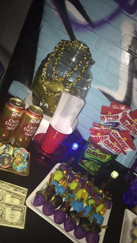 Freaknik 90s Party Theme, Freaknik Theme Party Decorations, 2000s Bbq Party, Freaknik Birthday Party, Freaknik 90s Party Decorations, 90s Bbq Party, Freaknik Theme Party, Freaknik Party Ideas, Freaknik Decorations