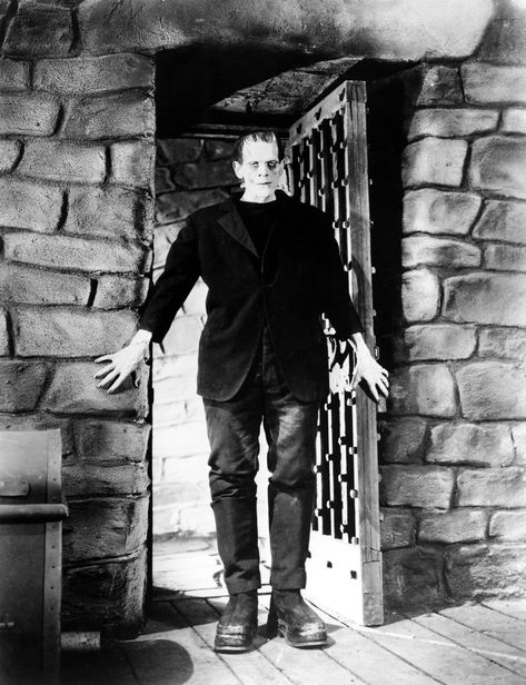 41 Strange on Twitter: "Publicity Stills of Boris Karloff for Frankenstein (1931)… " Frankenstein Film, Frankenstein 1931, The Modern Prometheus, Monster Costumes, Boris Karloff, Frankenstein's Monster, Universal Studios Hollywood, Classic Horror Movies, Universal Monsters