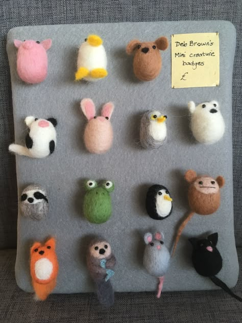 Simple Felting Ideas, Mini Needle Felted Animals, Easy Felted Animals, Easy Needle Felting Projects For Kids, Small Needle Felting Projects, Felting Ideas Easy, Simple Needle Felting Projects, Needle Felting Beginner, Easy Felting Projects