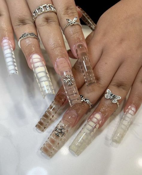 Earthy Nails Acrylic, Earthy Nails, Nails Fire, Fye Nails, Clear Acrylic Nails, Vintage Nails, Grunge Nails, Dope Nail Designs, Long Acrylic Nails Coffin