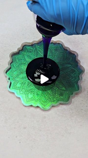 Mixed Media Girl on Instagram: "The color possibilities for these resin mandala bowls are endless! #resin #mixedmediagirl" Resin Mould Ideas, Diy Resin Crafts For Beginners, Resin Bowls Diy How To Make, Resin Crafts Tutorial Videos, Flat Marble Crafts, Resin Peacock, Marble Effect Resin, Resin Bowls, Resin Stand