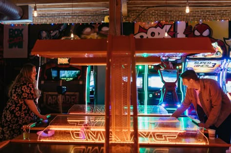 Arcade Couple Aesthetic, Arcade Date Aesthetic, Arcade Aesthetic Photoshoot, Arcade Engagement Photos, First Year Photos, Unique Engagement Photos, Plus Size Bride, Engagement Inspo, Summer Dates