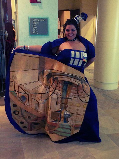 Put the geek into wedding chic with a TARDIS themed dress! Tardis Cosplay, Tardis Dress, Hallowen Costume, The Tardis, Doctor Who Tardis, Plus Size Halloween, Wibbly Wobbly Timey Wimey Stuff, Timey Wimey Stuff, Matt Smith