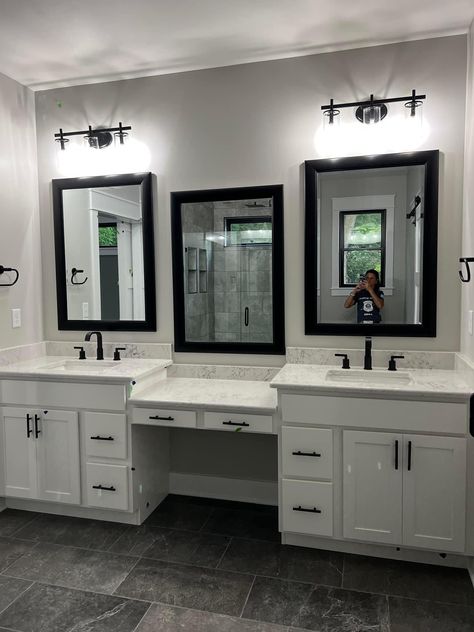 Double Sink Restroom Ideas, His Her Sinks Master Bath, Farmhouse Bathroom With Makeup Vanity, Vanity Between Two Sinks, Small Dual Sink Bathroom Ideas, His And Her Bathroom Vanities, Bathroom Vanity With Makeup Station, Bathroom Dual Sink Vanity Ideas, Master Restroom Remodel Ideas