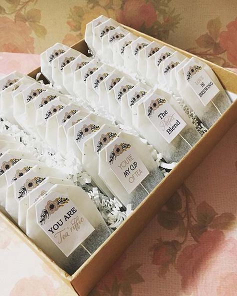 Shower Hacks, Tea Bridal Shower Favors, Bridal Shower Tea Party Theme, Creative Bridal Shower Ideas, Bridal Shower Favors Diy, Rustic Bridal Shower Favors, Bohemian Bridal Shower, Simple Bridal Shower, Bridal Tea Party