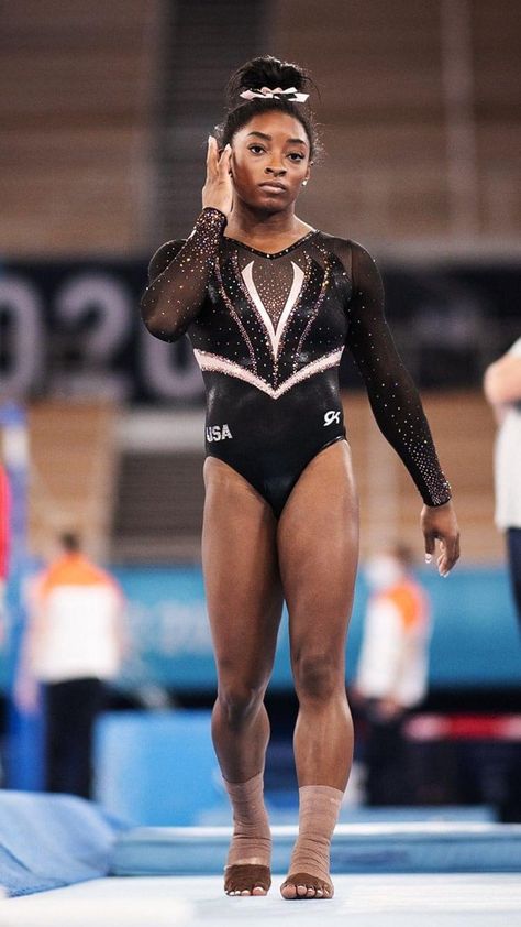 Black Leotard Gymnastics, Gymnastics Aesthetic Outfit, Cute Gymnastics Outfits, Gymnastics Leotards Aesthetic, Simone Biles Aesthetic, Aerobic Gymnastics Leotards, Olympic Gymnastics Leotards, Simone Biles Instagram, Simon Biles