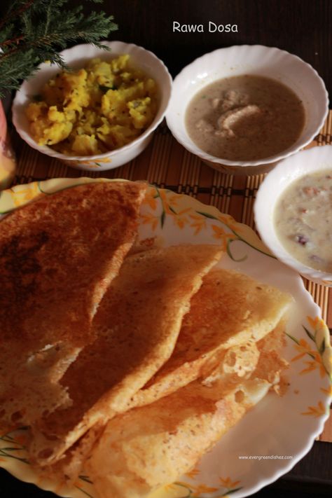 Rawa-dosa South Indan breakfast Drinks For Diabetics, Indian Name, Green Dishes, Vegetarian Platter, Rava Dosa, South Indian Breakfast, Tasty Healthy Recipes, Recipes Around The World, Easy Breakfast Recipes