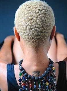 POMPADOUR SILK: How to Style your Teeny Weeny Afro (TWA) Natural Short Hairstyles, Ladies Short Hair, Top 10 Hairstyles, Blonde Twa, Short Bleached Hair, Short Platinum Blonde Hair, Short Hairstyles For Black Women, Blonde Afro, Blonde Natural Hair