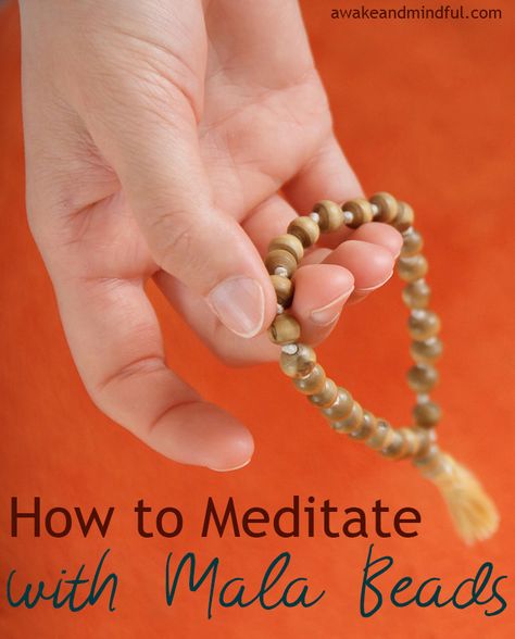 How to meditate with mala beads. Learn how to use japa mala bracelets and necklaces in your meditation. Step by step how to hold the beads and count them, plus mantras to use for meditating. Meditation Patio, Mala Bracelet Diy, Meditation Essentials, Yoga Chakras, Mala Beads Diy, Elephant Charm Necklace, Necklaces Ideas, How To Meditate, Worry Beads