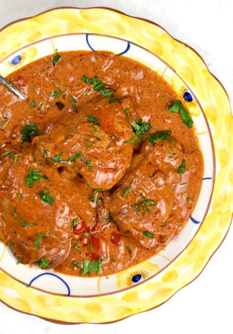 Hungarian Chicken Paprikash - GypsyPlate Chicken Recipes Wings, Best Comfort Food Recipes, Easy Comfort Food Recipes, Hungarian Chicken Paprikash, Hungarian Chicken, Yellow Squash Casserole, Cold Weather Comfort Food, Chicken Paprikash, Hungarian Cuisine