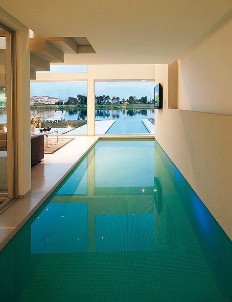 50 Amazing Indoor Swimming Pool Ideas For A Delightful Dip! Indoor Swimming Pool Design, Moderne Pools, Amazing Swimming Pools, Indoor Pool Design, Piscina Interior, Indoor Pools, Luxury Swimming Pools, Indoor Swimming Pool, Indoor Outdoor Pool