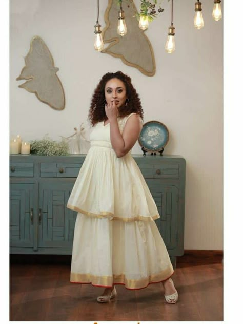 Vishu Outfit Ideas, Onam Special Dress Designs, Vishu Special Kerala Dress, Vishu Outfits, Baby Girl Skirt Top Design, Traditional Skirt And Top Kerala, Modern Onam Outfits, Onam Special Dress, Skirt Top Design