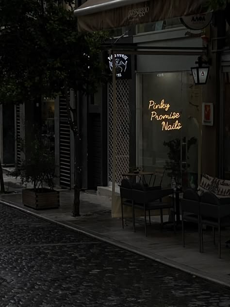 Er Aesthetic, Gray Hour, Dark Academia Photos, Aesthetic For Edit, Life In Amsterdam, Moody Interior Design, Filler Pictures, Feminine Wallpaper, Restaurant Exterior