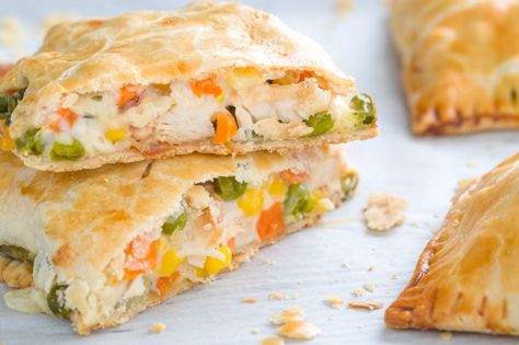 5 Homemade "Hot Pockets" You Need to Make for Dinner  - Delish.com Chicken Pot Pie Homemade, Chicken Hand Pies, Hot Pocket Recipes, Pie Pockets, Homemade Hot Pockets, Pie Homemade, Dinner Pies, Best Chicken Pot Pie, Hand Pie Recipes