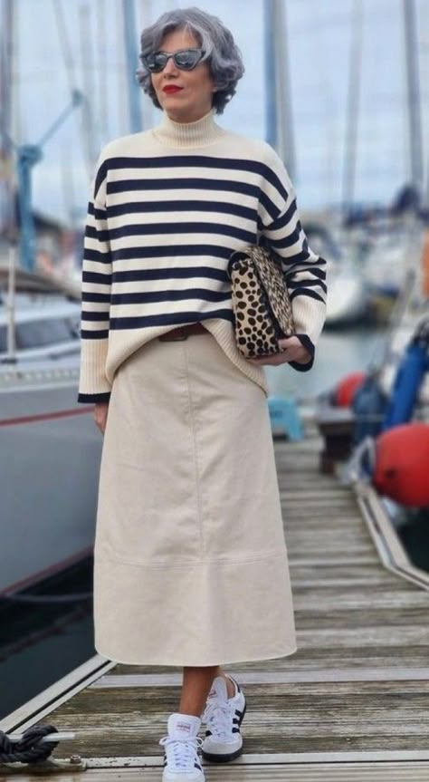 Moda Over 50, Stylish Fall Outfits, Mode Casual, Cooler Look, Fashion Mistakes, Mode Inspo, 가을 패션, Style Mistakes, Fashion Over 50