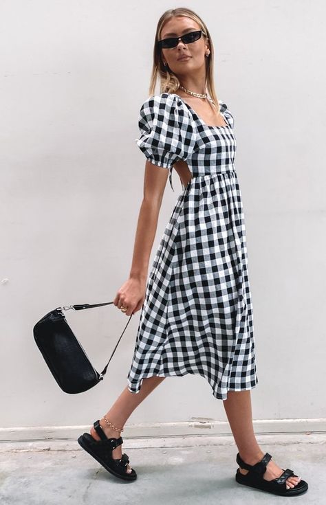 Buy Dresses Online, Beginning Boutique, White Dresses, Weekend Outfit, Dresses Summer, Gingham Dress, Gingham Print, Birthday Dresses, Women's Dresses