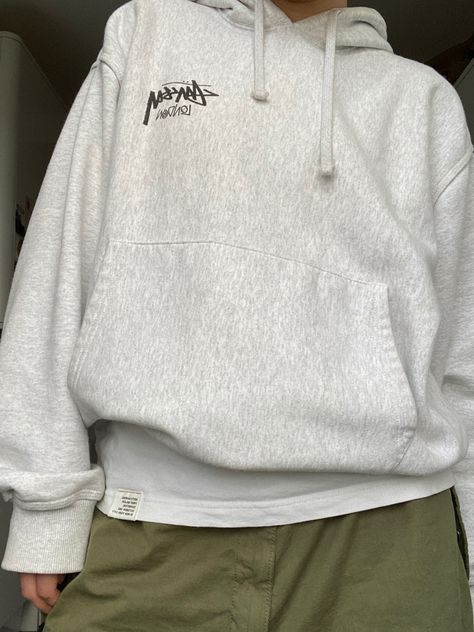 Stussy Hoodie, Streetwear Men, Streetwear Men Outfits, Bed Design, Fitness Inspo, Street Wear, London, Mens Outfits, Outfit Inspo