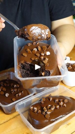 392K views · 12K reactions | Moist Chocolate Cake in a Tub, Di Nakakasawa! Pwedeng Negosyo! | Moist Chocolate Cake in a Tub, No Bake! Pwedeng Inegosyo! | By CraevingsFacebook Cake In A Tub, Cake Tubs, Choco Moist Cake, Tub Cake, Chocolate Cake With Chocolate Ganache, Cheesecake Desserts Recipes, Cake With Chocolate Ganache, Trifle Recipe, Filipino Desserts