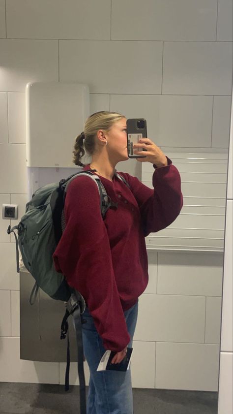 Study Abroad Fashion, Backpack Europe Aesthetic, Film Lookbook, Study Abroad Essentials, Paris Study Abroad, Study Abroad Aesthetic, Study Abroad Packing List, Euro Tour, Europe Fits