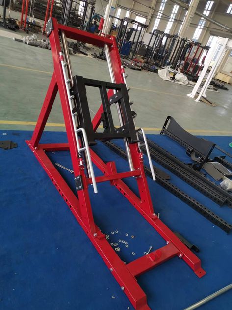 Dimension:2345*1470*1580mm
Packing Size :2400*850*380mm
Weight:345kg Hack Squat Machine, Hack Squat, Home Made Gym, Outdoor Gym Equipment, Diy Gym Equipment, Home Gym Setup, Leg Press Machine, Squat Machine, Gym Setup