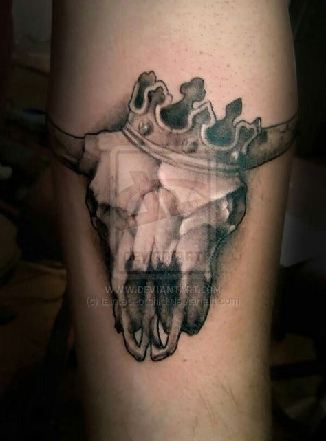 Crown bull Skull Crown Tattoo, Cattle Skull, Skull With Crown, Skull Crown, Cow Skulls, Make Tattoo, Crown Tattoo, Bull Skull, Bull Skulls